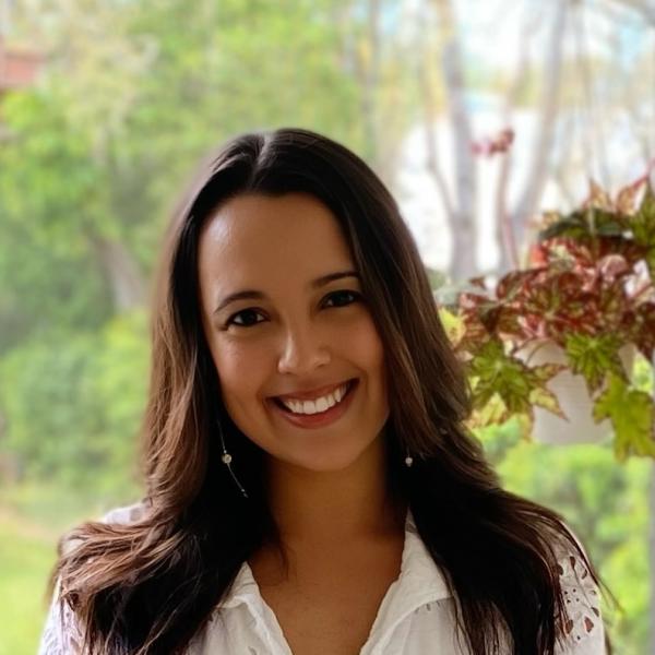 Ayurella Horn-Muller